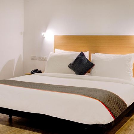 Hotel Qubic Near Igi Delhi Airport New Delhi Ngoại thất bức ảnh