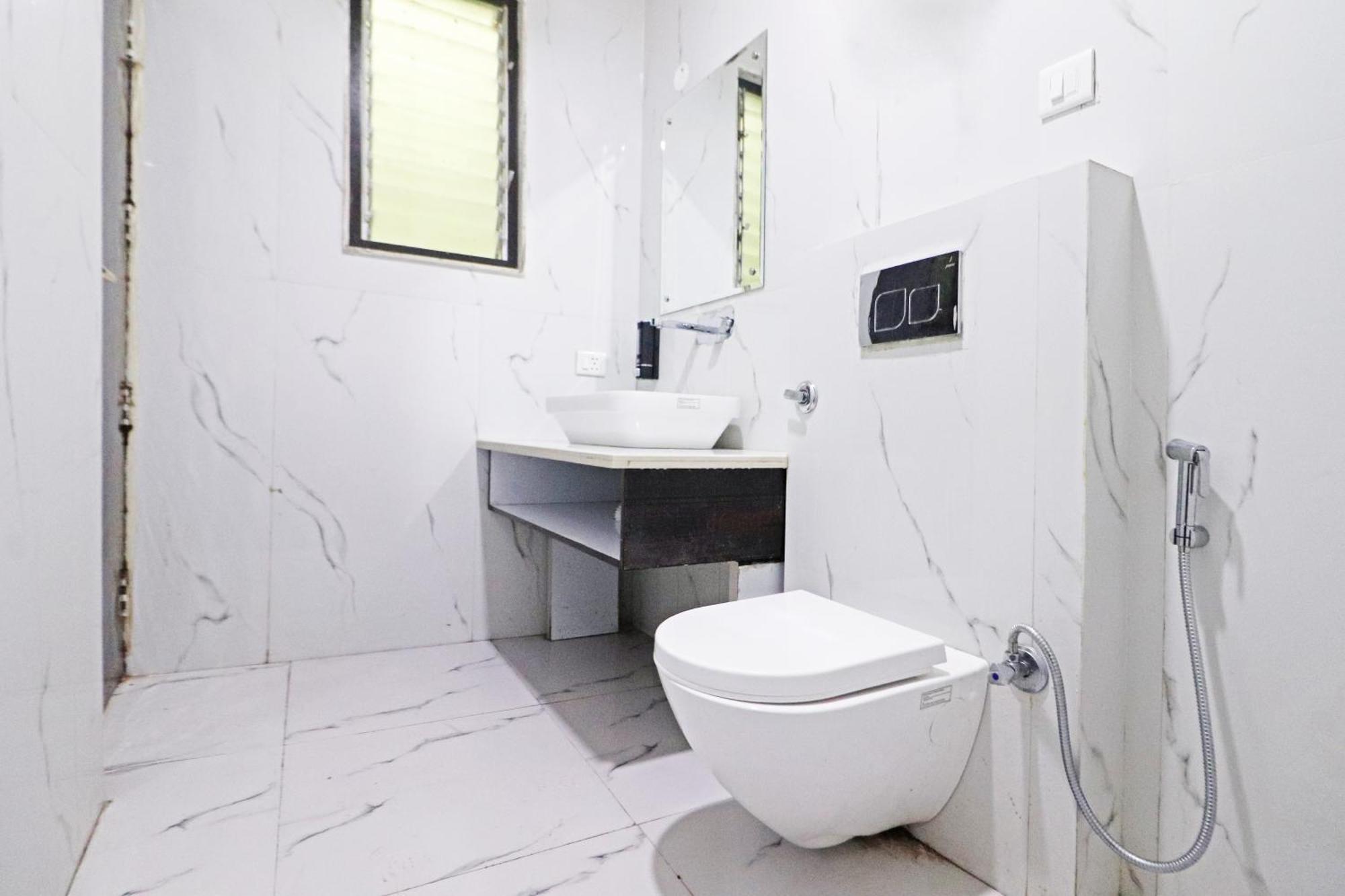 Hotel Qubic Near Igi Delhi Airport New Delhi Ngoại thất bức ảnh